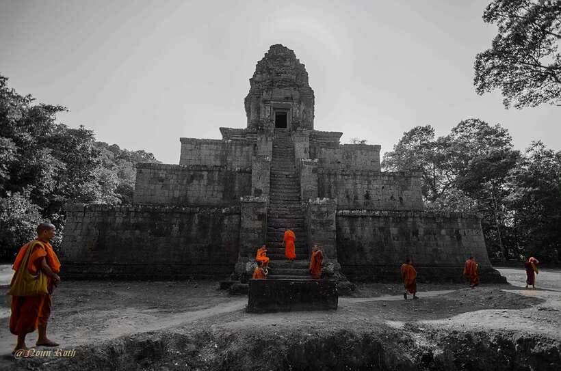 Full-Day Angkor Wat Sunrise and Sunset Private Tour - Ta Prohm and the Tomb Raider Factor