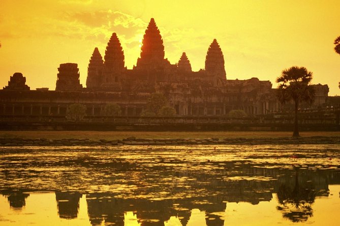 Full-Day Angkor Wat Sunrise Private Tour with Guide from Siem Reap - Why the 4:30am Angkor Wat start feels like a cheat code