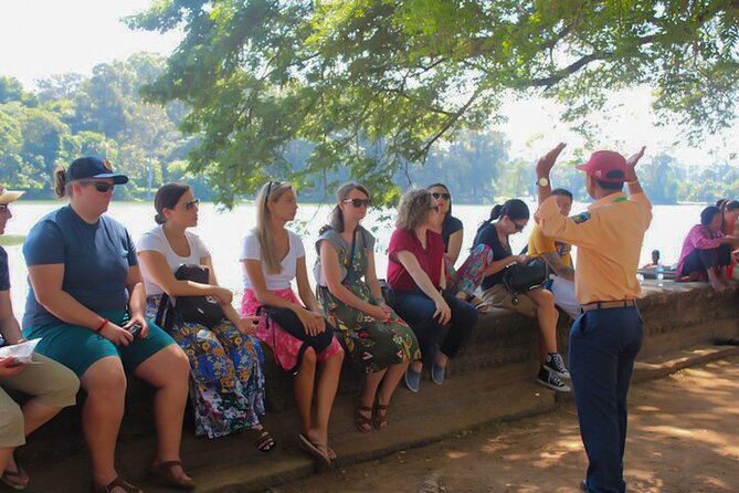 Full Day Archeological Tour in Siem Reap with Sun Set - Bayon Temple: walking among 254 tower faces