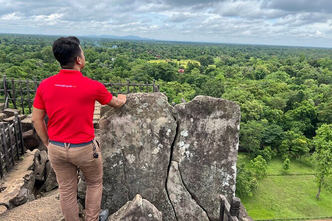 Full Day Banteay Srei Beng Mealea and Koh Ker Small Group Tour - Koh Ker’s Prasat Thom: the remote climb that changes your perspective