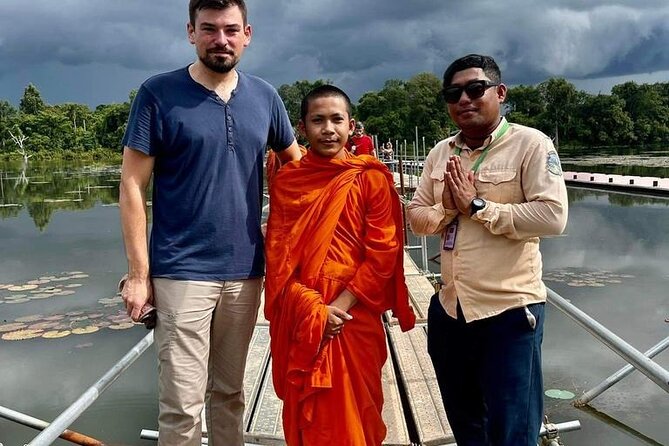 Full-Day 'Big Tour' with Sunset at Phnom Bakheng - East Mebon: a change in mood and setting