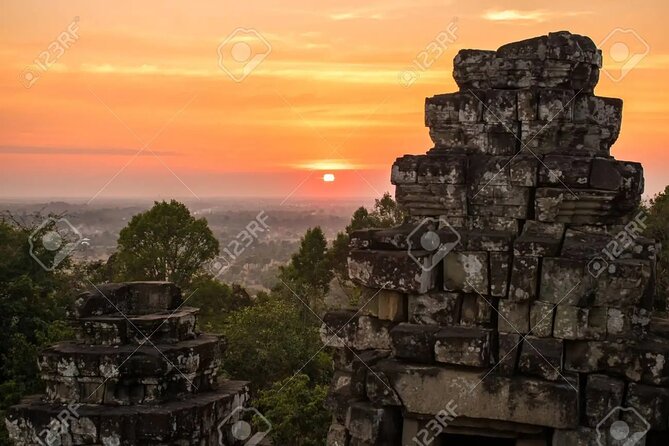 Full-Day 'Big Tour' with Sunset at Phnom Bakheng - Neak Pean: the island shrine rhythm