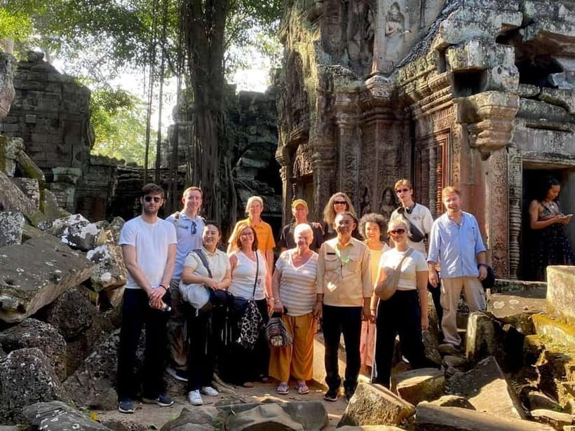 Full-Day Explore Angkor Temples Sunset Tour (with Lunch) - Angkor Thom South Gate and Bayon’s 216 Faces