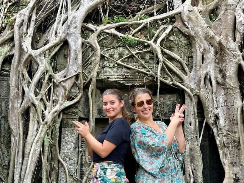 Full-Day Explore Angkor Temples Sunset Tour (with Lunch) - Lunch at Srah Srang and Your Set Menu Reset