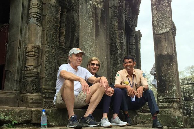 Full-Day private Angkor Temples Tour from Siem Reap - Lunch at the 12th-Century Temple Complex: Keep It Simple