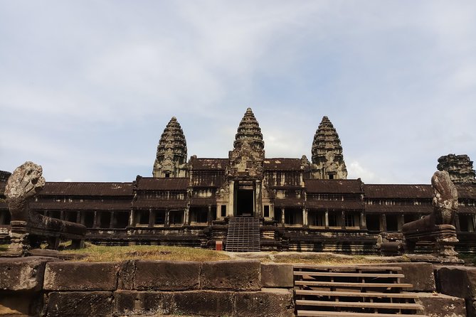 Full-Day Private Custom Tour in Siem Reap - Tonle Sap boat time and villages on the edges of the action