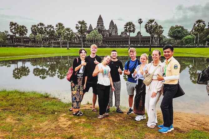 Full Day Small Group Tour Guide with Sun rise - Bayon Temple and Angkor Thom: follow the guide’s rhythm