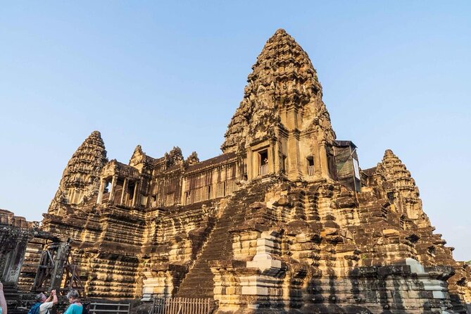 Full Day Tour Angkor Wat Sunrise and Siem Reap Temples - Stop 1: Angkor Wat sunrise, then a guided tour through the main complex