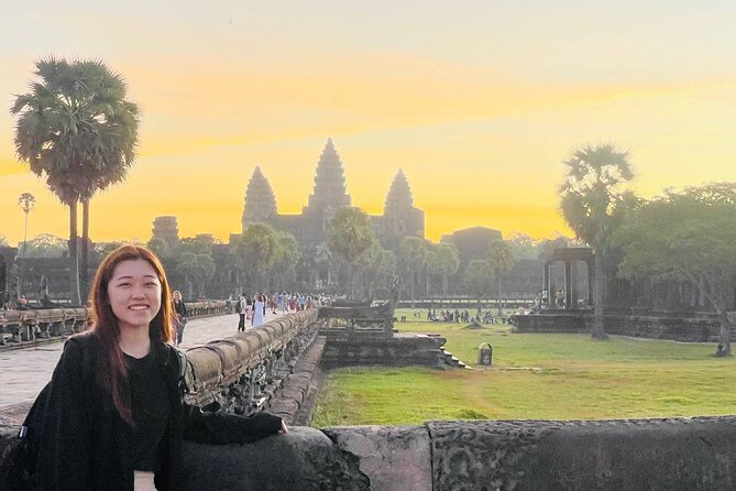 Golden Hours: Angkor wat sunrise photography tour with a pro! - Price and value: What $120 really buys you (and what costs extra)