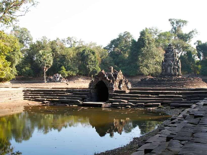 Grand Circle With Sunset Private Tuk-Tuk - Pickup at 10:00 and the temple pass reality check