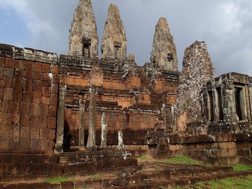 Grand Circle With Sunset Private Tuk-Tuk - Mebon Temple, the penultimate temple before sunset time