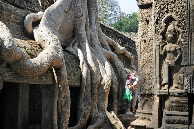 Guided Private Tuk Tuk Tour Angkor Wat and Small Circle and Five Extras - Why this 6:30 am private tuk tuk day feels different
