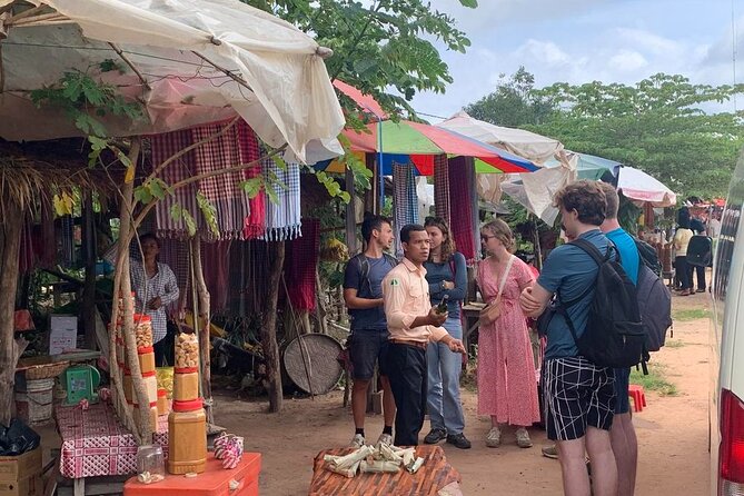 Guided Small-Group Tour in Kulen Mountain Park Waterfall - Stop 1: Preah Ang Thom and the Thousand Lingas, Plus a Reclining Buddha