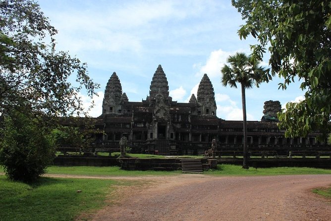 Half Day Tour- Angkor Wat, Ta Promh, Bayon Temple - Timing in Siem Reap: morning vs afternoon choices