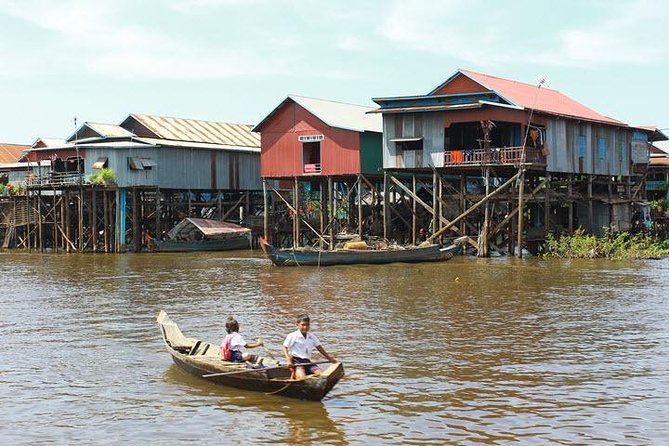 Kampong Phluk Floating Village & Sunset Lake Canoe Tour - Tonle Sap’s Floating-Village Magic at Kampong Phluk