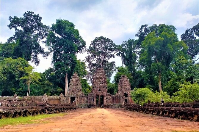 Kbal Spean Trekking Tour with Banteay Srei and Landmine Museum - Price and logistics, what $71.25 really covers in a long day
