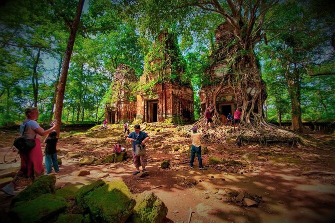 Koh Ker & Beng Mealea Temple Full-Day Private Tour from Siem Reap - Beng Mealea: jungle-entwined ruins and what to watch for on foot