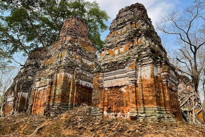 Koh Ker & Preah Vihear - Day 1: Koh Ker, Beng Mealea, and Peung Kom Nuo on Kulen hills