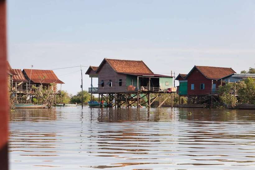 Kompong Khleang Floating Village: Full-Day from Siem Reap - Boarding the Khleang River craft: why this part feels so calm