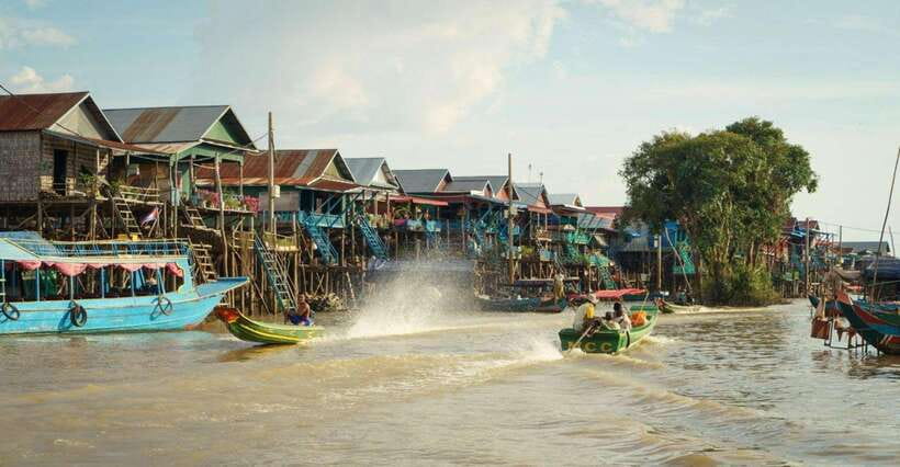 Kompong Kleang Floating Village Guide Tour from Siem Reap - Boat Access and Photo Time: How Lake Life Looks Up Close