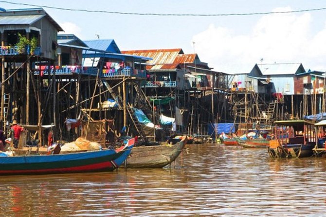 Kompong Phluk Floating village & Mangrove forest cruise - Getting from Siem Reap: air-con comfort and a small-group pace