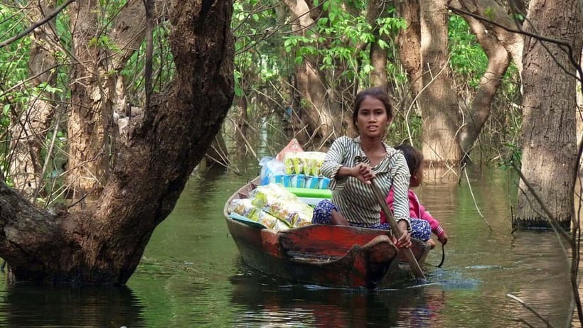 Kompong Phluk Floating Village Tour from Siem Reap - Two villages, one community: how the day is actually structured