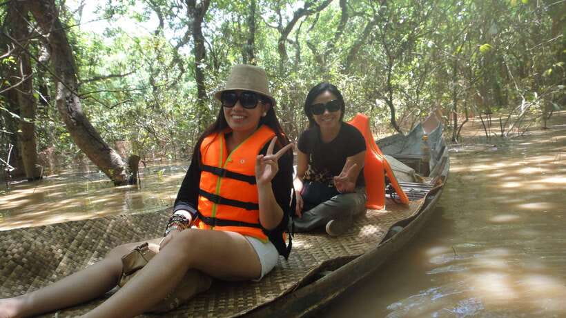 Kompong Phluk Floating Village Tour from Siem Reap - Hitting Tonlé Sap Lake itself: birds, buffalo, and fishing in action