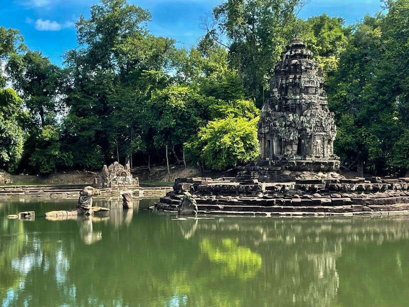 Kulen Mountain, Beng Mealea and Banteay Srei Full Day Tour - Where the Day Starts: Palm Cake Village and a Quick Local Taste