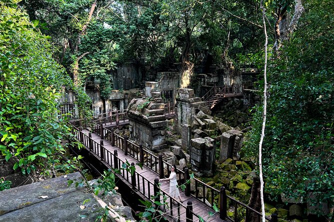 Kulen Mountain Beng Mealea and Banteay Srei Tour from Siem Reap - 1000 Lingas in the riverbed: where sacred water becomes the story