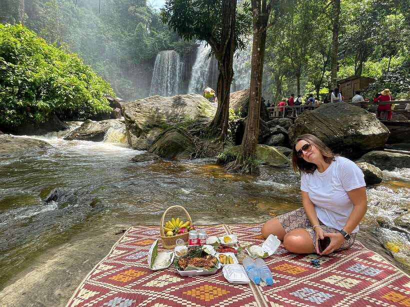 Kulen Mountain: Small-Group Tour and Picnic lunch - Poeng Ta Kho and the cliff viewpoint: photos and big sky time