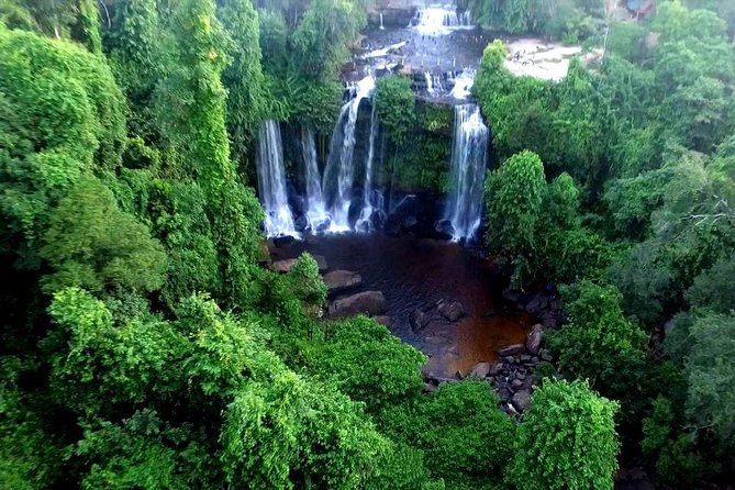 Kulen Waterfall & Kbal Spean Tour - Morning drive up Phnom Kulen: the holy mountain vibe starts fast