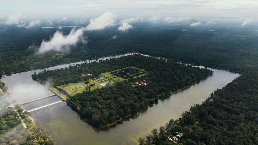 Luxury Private 2-Day Angkor Wat with English or German Guide - Price and value: what $181 covers, and what you still need to budget