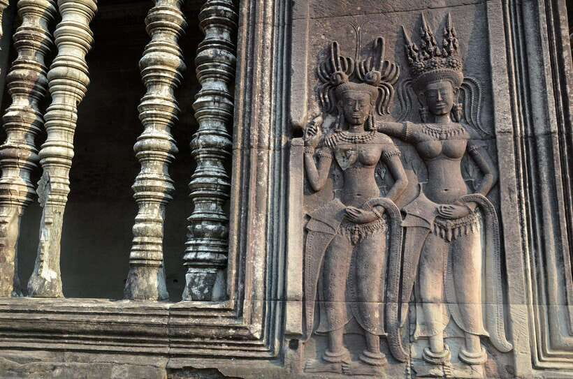 Luxury Private 2-Day Angkor Wat with English or German Guide - Who should book this private Angkor Wat tour