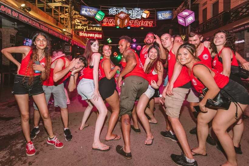 Mad Monkey Siem Reap Pub Crawl - Price and Value: Why $12 Feels Like More Than a Typical Night Entry