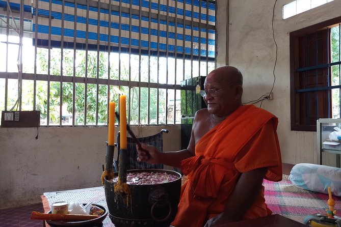 Monk Blessing Ceremony in Siem Reap - Cold Water and Warm Welcome at Wat Athvear
