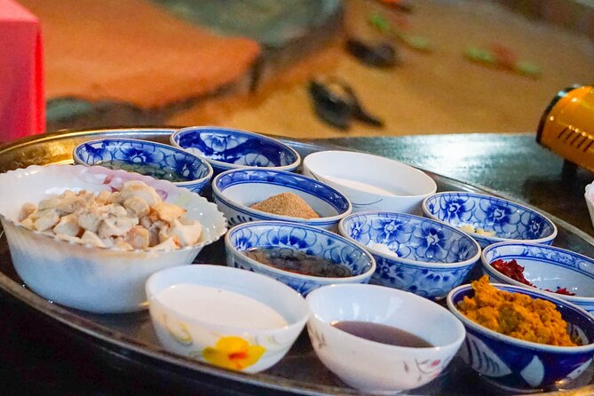 Morning Cooking Class and Market Tour in Siem Reap - Food, Atmosphere, and Service, What the Morning Feels Like