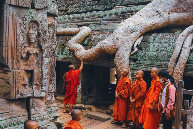Personalised Angkor Wat Sunrise Tour by TukTuk - Dawn at Angkor Wat, the 5:00 am start you will feel