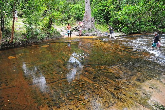 Phnom Kulen Waterfall National Park from Siem Reap - Siem Reap to Phnom Kulen: how the drive shapes your day