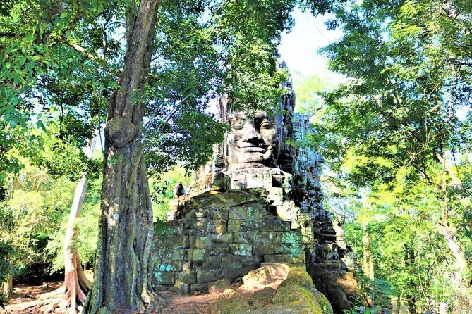 Preah Khan, Neak Pean and Pre-Rup Private Tour - East Mebon: seeing how temple design meets water engineering
