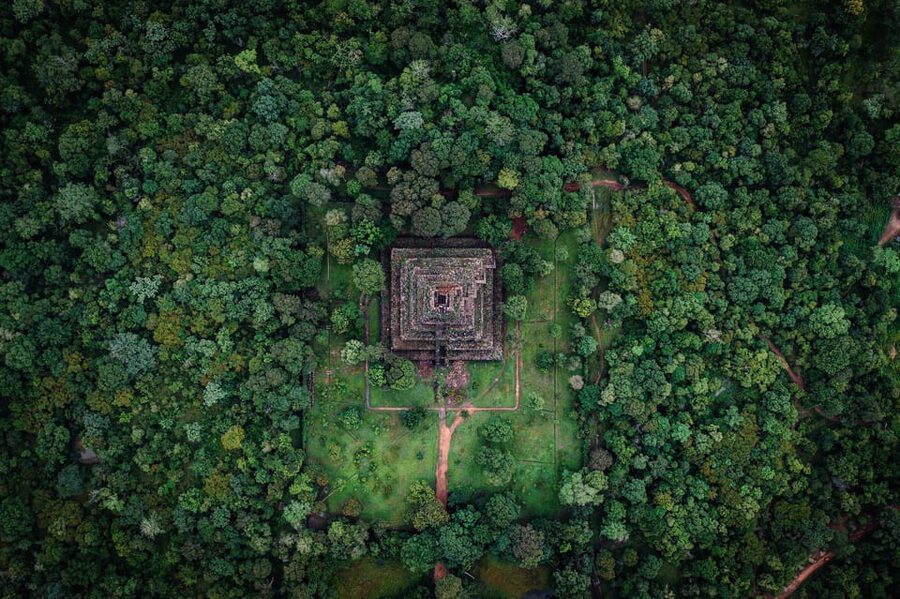 Preah Vihear, Koh Ker and Beng Mealea Private Day Tour - Koh Ker Pyramid Temples: Prasat Ling and Prasat Bram
