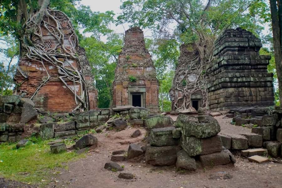 Preah Vihear Temple Koh Ker & BengMealea Tour from Siem Reap - Tips that make the long day easier