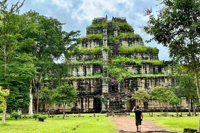 Preah Vihear temple - Koh Ker & Other temple with Small Group - The smaller Koh Ker stops: Kraham, Andong Kuk, and Pram