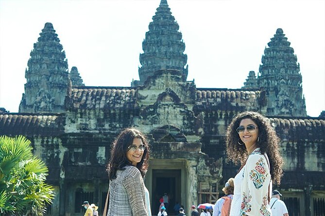 Private Angkor Sunrise Bayon Ta Prohm Bonteay Srie Vip Tour - Angkor Wat sunrise timing, Vishnu imagery, and photo moments