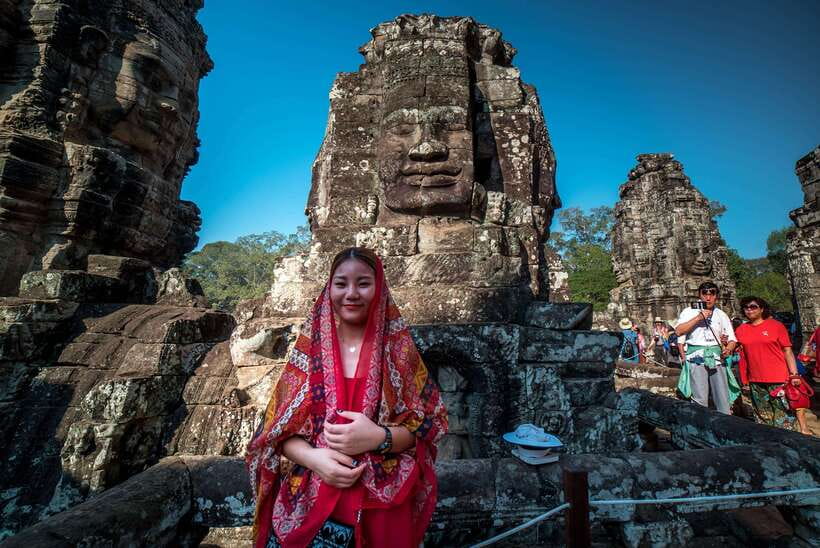 Private Angkor Sunrise, Guide Breakfast and Tuktuk included - 4:40am sunrise timing, east-side entry, and what to look for