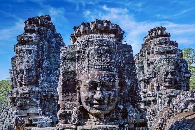 Private Angkor Wat Sunrise Guide Tour include Breakfast and Snack - Angkor Wat at first light, plus the bas-relief walk after sunrise