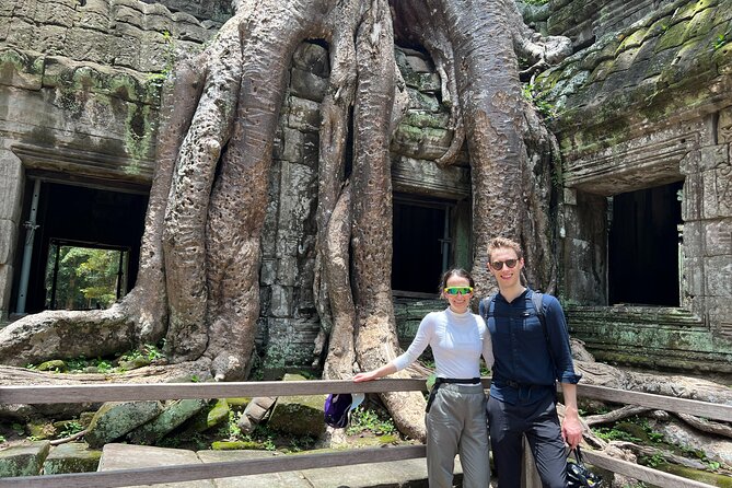Private Angkor Wat Sunrise Tour with Lunch Included - Ta Prohm jungle atmosphere plus lunch nearby