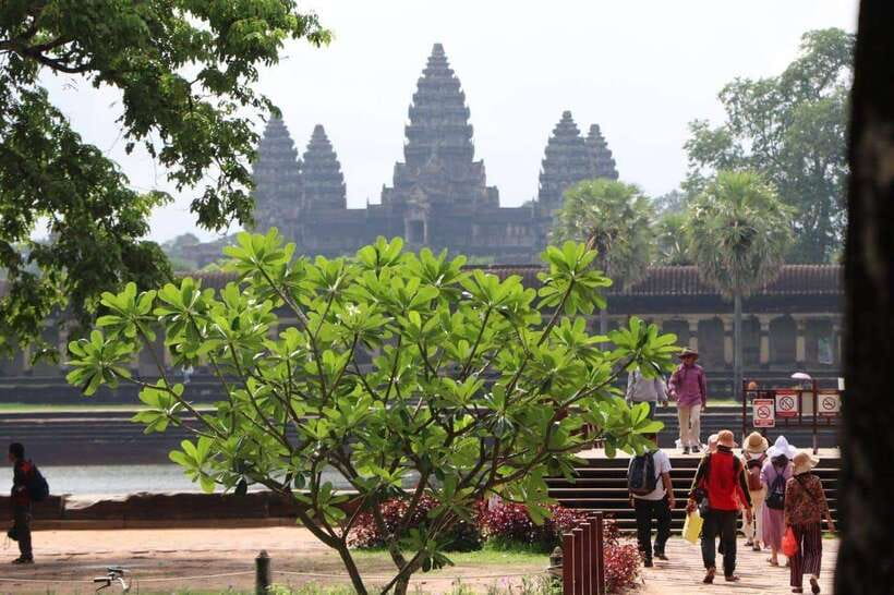 Private Angkor Wat Sunset Tour with Lunch and Snack Included - The overall flow: temples in the morning, sunset finish