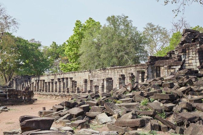 Private Banteay Chhmar, Banteay Toap & Ang Trapaeng Thma Guided Tour - Banteay Chhmar: satellite shrines, a baray, and fewer crowds