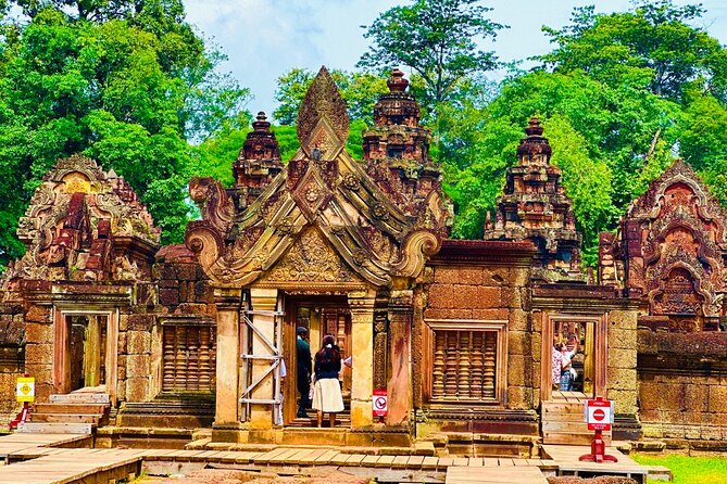 Private Banteay Srei Kbal Spean Tours and Landmine museum - Kbal Spean and the Valley of a Thousand Lingas