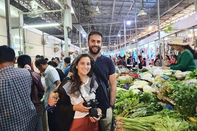 Private Guided Tour of Siem Reap Highlights & Hidden Gems - Siem Reap River: neighborhood walking plus market life and snack breaks
